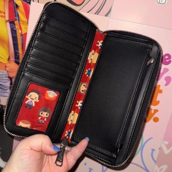 Stranger Things Character Backpack - Picture 4 of 4